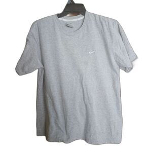 Nike Gray Men's XL Cotton T-Shirt - Classic Athletic Fit Everyday Logo Tee